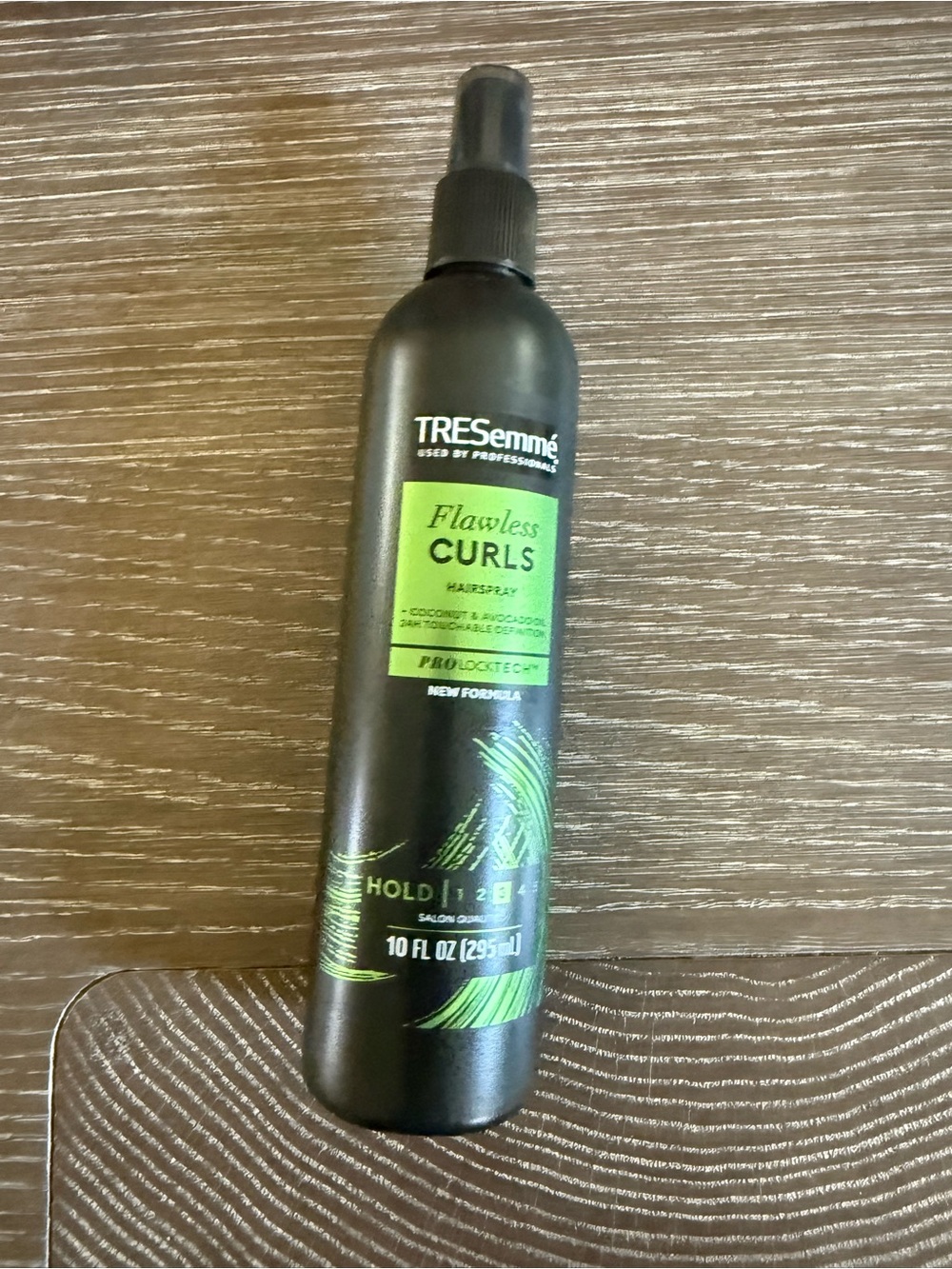 NWT TRESemmé Flawless Curls Hairspray 10 fl oz